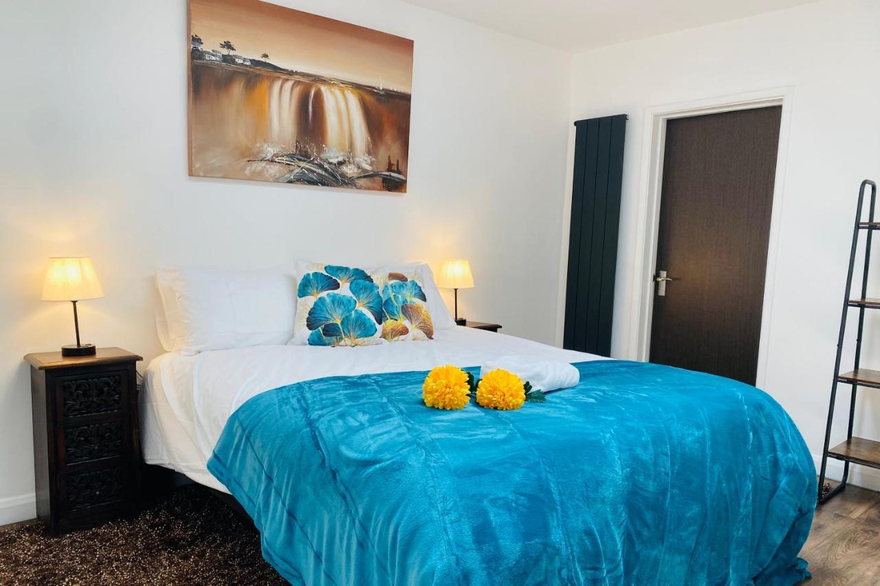 5 Bedroom Bungalow Ascot Racecourse Extérieur photo