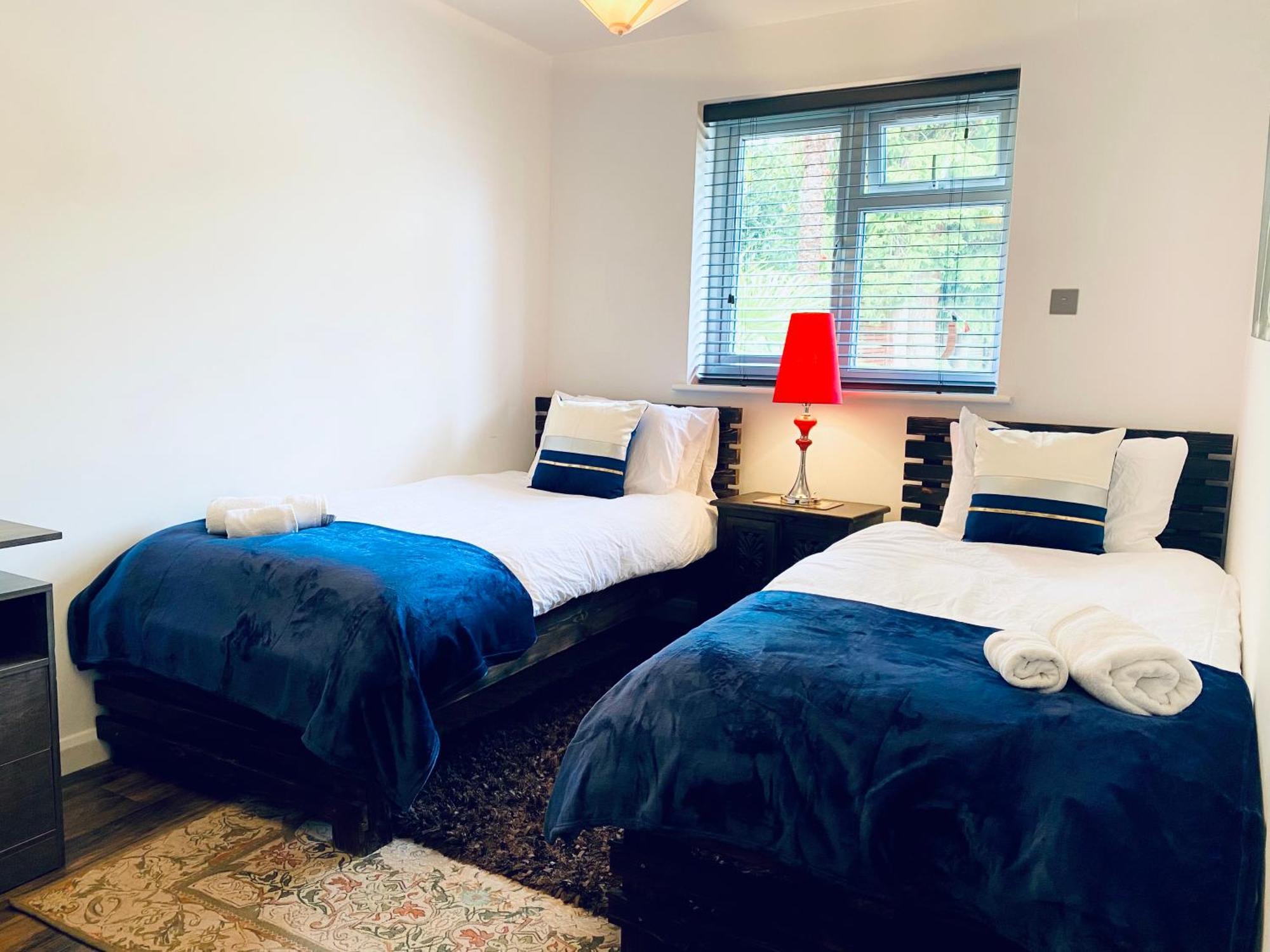 5 Bedroom Bungalow Ascot Racecourse Extérieur photo